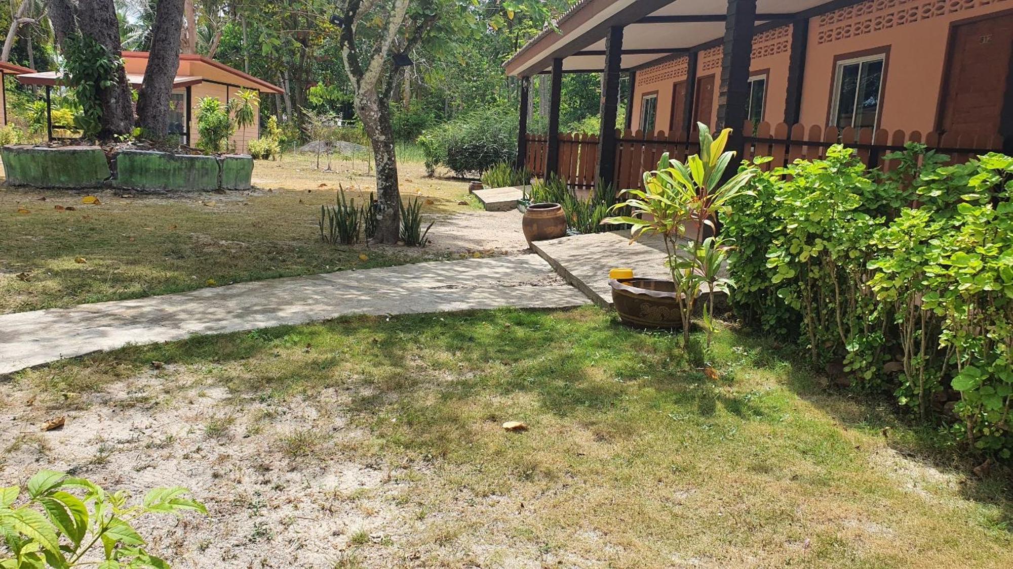 Koh Ngai Kaimuk Thong Resort Екстер'єр фото