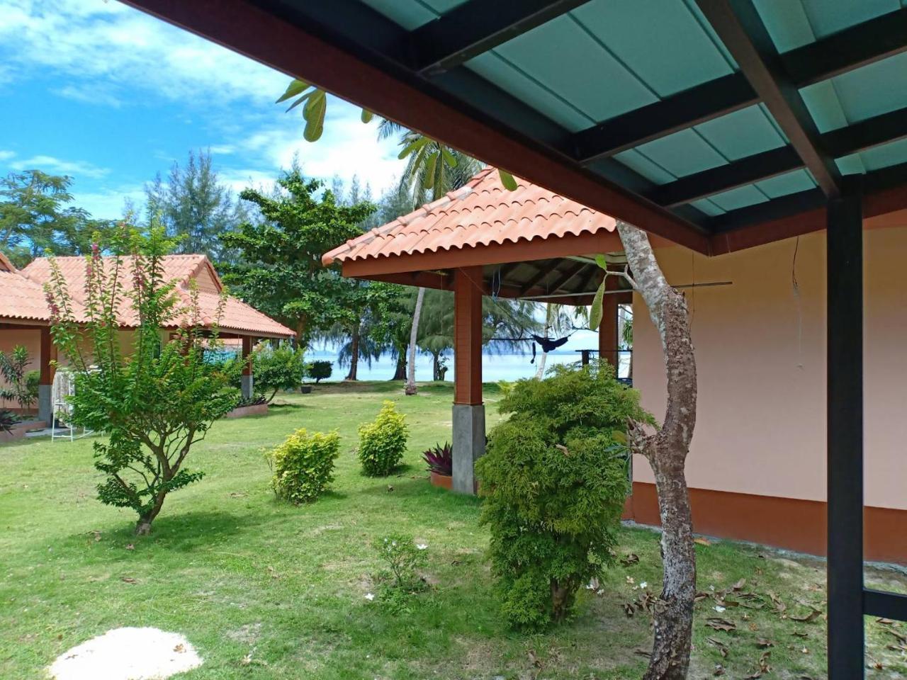 Koh Ngai Kaimuk Thong Resort Екстер'єр фото